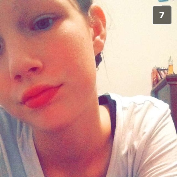 Profile Picture of Cire Kosier (@cire_kosier) on Poshmark