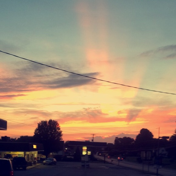 Profile Picture of Carlie Callahan (@carliecallahan) on Poshmark