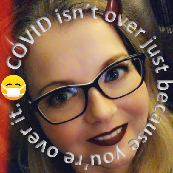 Profile Picture of Christine Gremling (@misschristine_b) on Poshmark