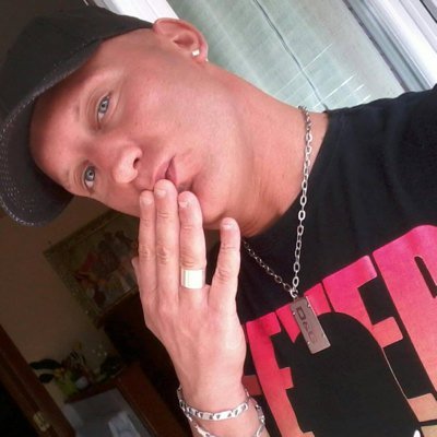 Profile Picture of Dan Ross (@fortino181) on Twitter