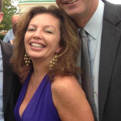 Profile Picture of Deirdre Thomas (@DeirdreThomas11) on Twitter