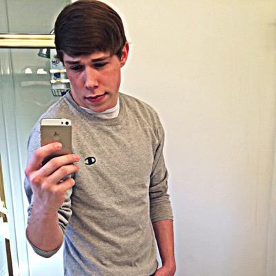 Profile Picture of Phillipponder (@Phillipponder7) on Twitter