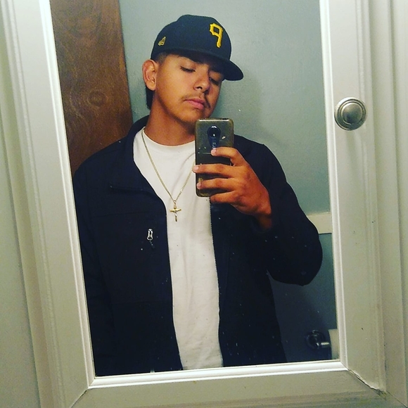 Profile Picture of Pablo Carrera (@carrerapablo8) on Poshmark