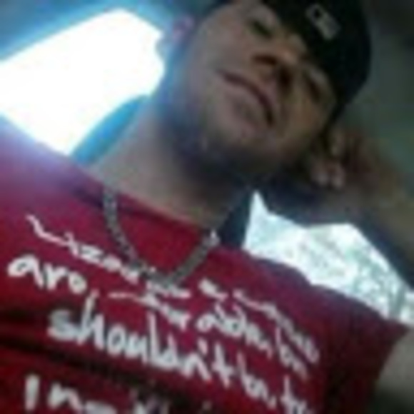 Profile Picture of William Stripling (@w_stripling) on Poshmark