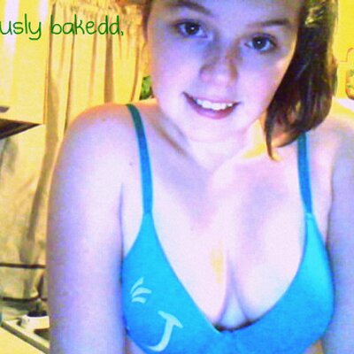 Profile Picture of Richelle McCarty (@shellybugg23) on Twitter