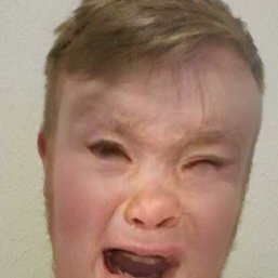 Profile Picture of Thomas Hoskins (@FrenchTom94) on Twitter