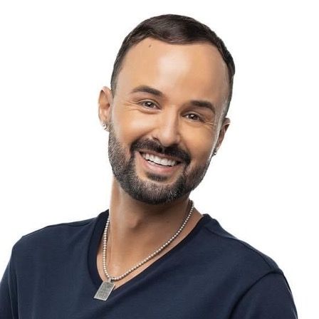 Profile Picture of Luke Yoga (@lukelintott) on Tiktok