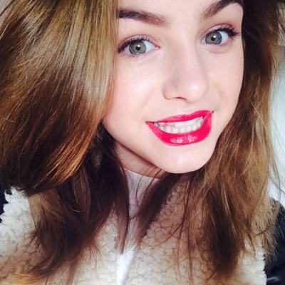 Profile Picture of Jenny Hamilton (@Jennefaaa) on Twitter