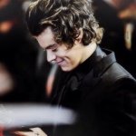 Profile Picture of ☽ one direction ☾ (@harry_styles_dick) on Instagram