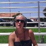 Profile Picture of Mari Bennett (@veraroug) on Instagram