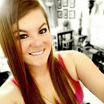 Profile Picture of Elizabeth Peterson (@peteyscleaningservice) on Instagram