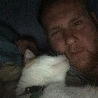 Profile Picture of Lawrence Pipes (@larrykurina) on Twitter