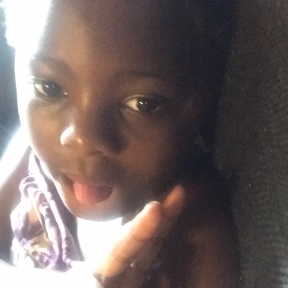 Profile Picture of Karlisha Smith (@karlishasmith) on Poshmark