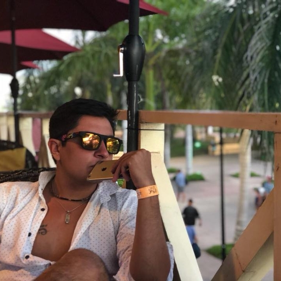 Profile Picture of Joel Vallejo (@joel_steelers) on Poshmark