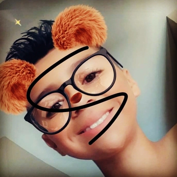 Profile Picture of Omar Gonzales (@omargonzales) on Poshmark