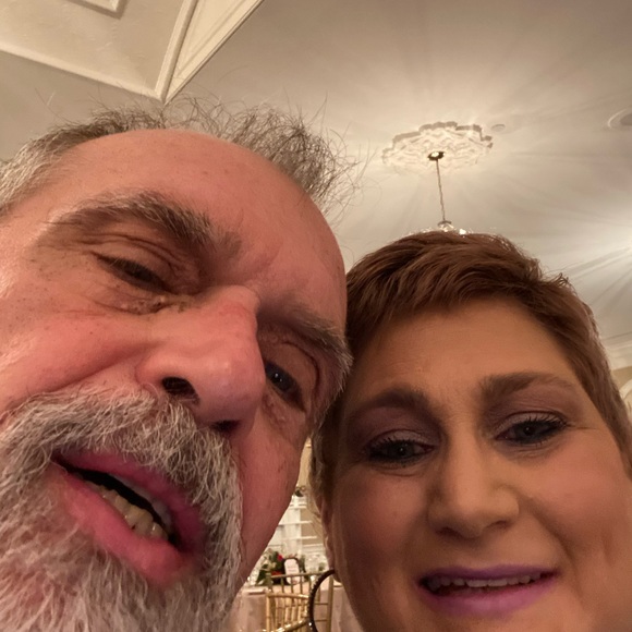 Profile Picture of Cheryl Blarek (@cherylblarek) on Poshmark