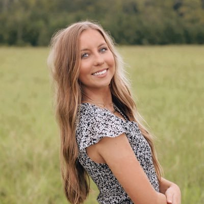 Profile Picture of Julia Osborn (@juliaosborn_) on Twitter