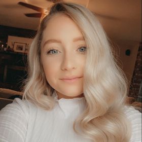 Profile Picture of Ashley Diaz (@axelroses1121) on Pinterest