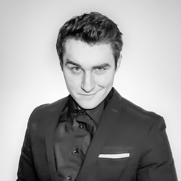 Profile Picture of Peter Jollimore (@peterjollimore) on Poshmark