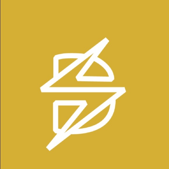 Profile Picture of Andrew Dewitt (@andydewitt) on Poshmark