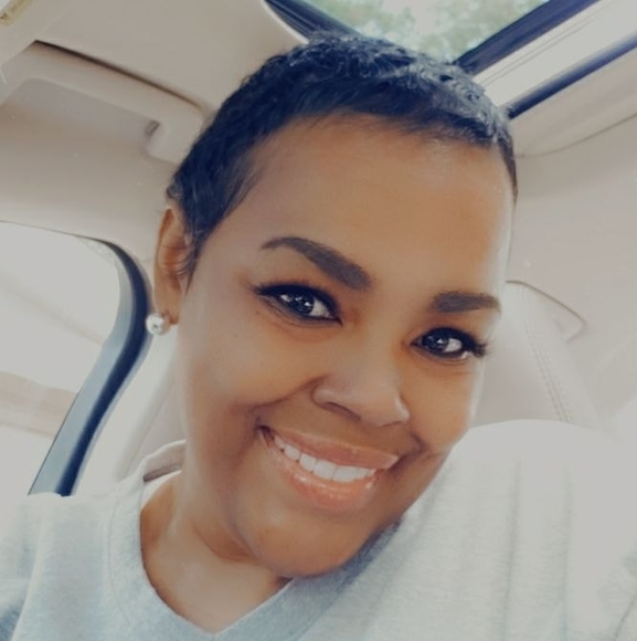 Profile Picture of Trisha Ivy (@trish_lett) on Poshmark