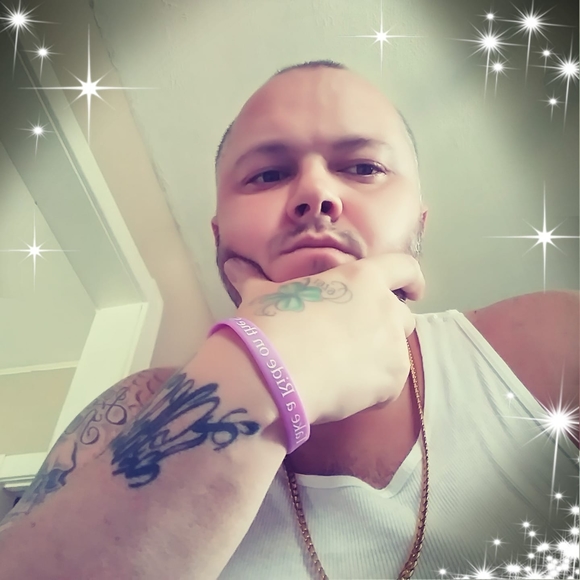 Profile Picture of Wes Thomas (@casper01201) on Poshmark