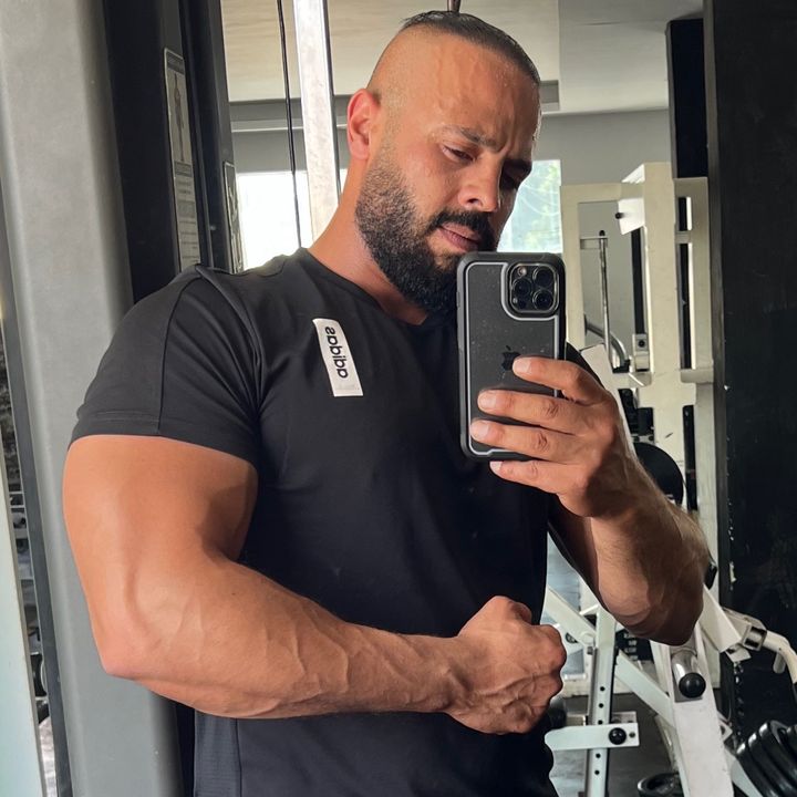 Profile Picture of mohamadmik (@mohamadmik) on Tiktok
