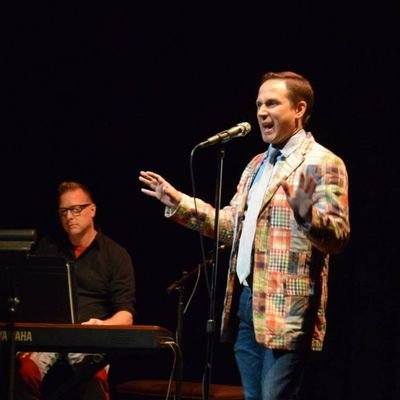 Profile Picture of Jay Hemphill (@OnStageJay) on Twitter