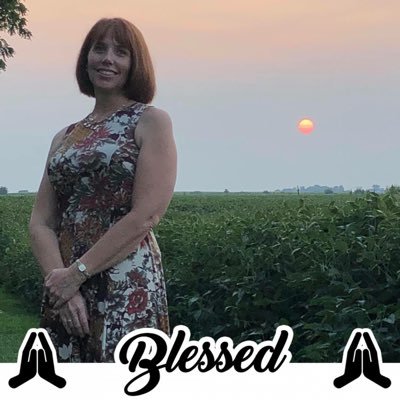 Profile Picture of Ann Estell-Pianka (@@AnnEstellPianka) on Twitter