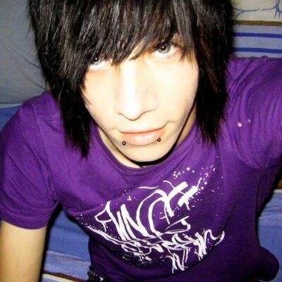 Profile Picture of Adrien Frye (@ThisGuyAdrien) on Twitter