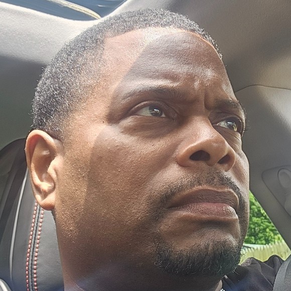 Profile Picture of Kenneth Madden (@kenmadd) on Poshmark