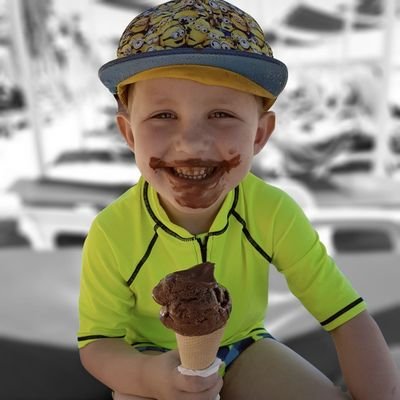 Profile Picture of Edward Squires (@@dasschned) on Twitter