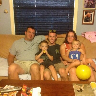 Profile Picture of Dawn Holler (@HollerDawn) on Twitter