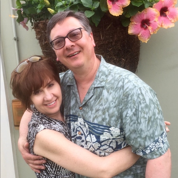 Profile Picture of Elaine Gabalac (@gable4) on Poshmark