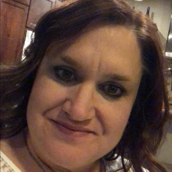 Profile Picture of Jennifer Reiner (@jennifer_reiner) on Poshmark