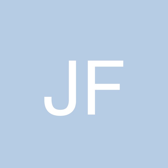 Profile Picture of Joyce Fowler (@joyce_fowler) on Poshmark