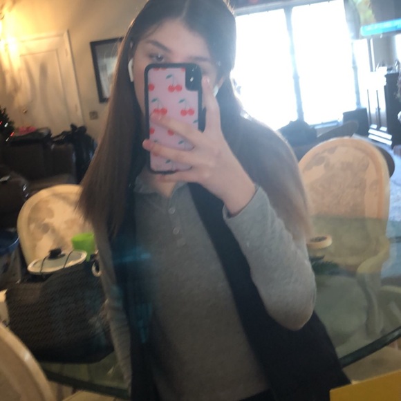 Profile Picture of Chloe Bryant (@chloebryant28) on Poshmark