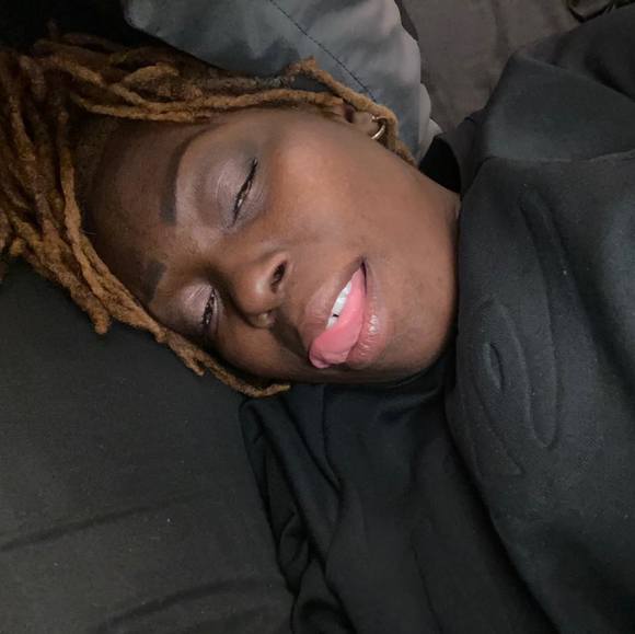 Francesca Foster - Poshmark Profile Picture of Francesca Foster (@fancy3535) on Poshmark