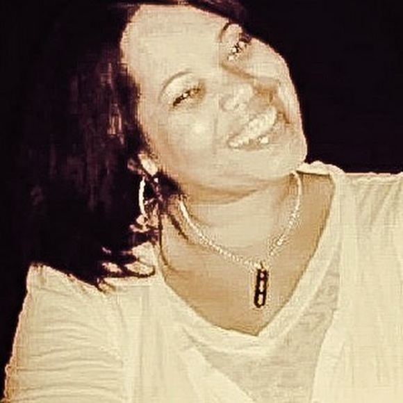 Profile Picture of Kae Kae (@kay2sha2) on Poshmark