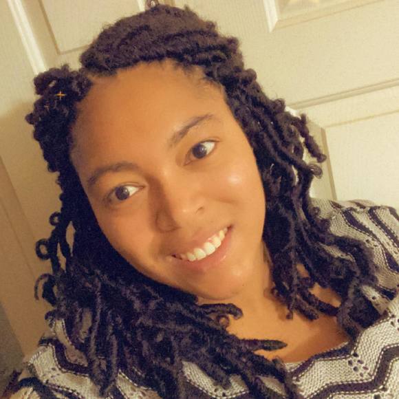 Profile Picture of Jasmine Curry (@jazzyjshy) on Poshmark