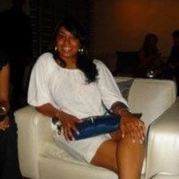 Profile Picture of Trudyann Myers (@trudyannmyers) on Poshmark