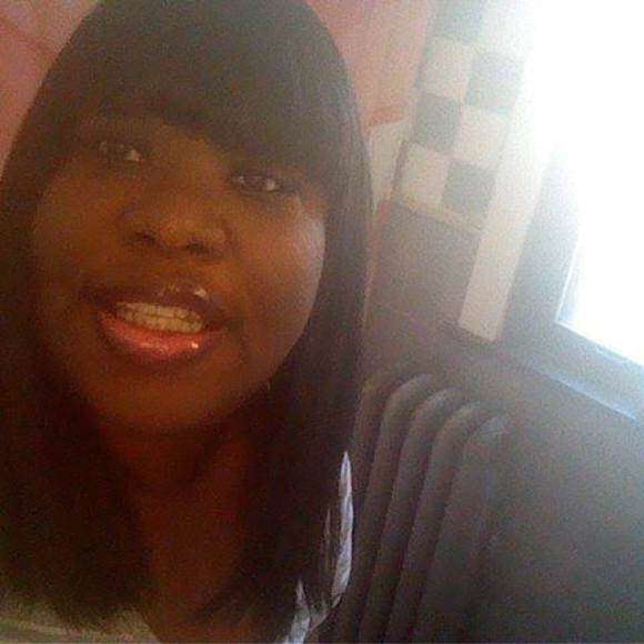 Profile Picture of Tamara Moore (@baby1972) on Poshmark