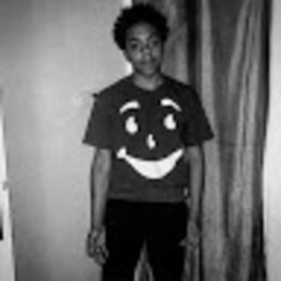 Profile Picture of Youngin Carty (@rapidfire1222) on Poshmark