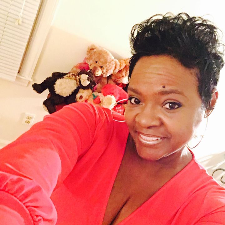 Profile Picture of   Lisa Lori (@lisalori7)... (@lisalori7) on Tiktok