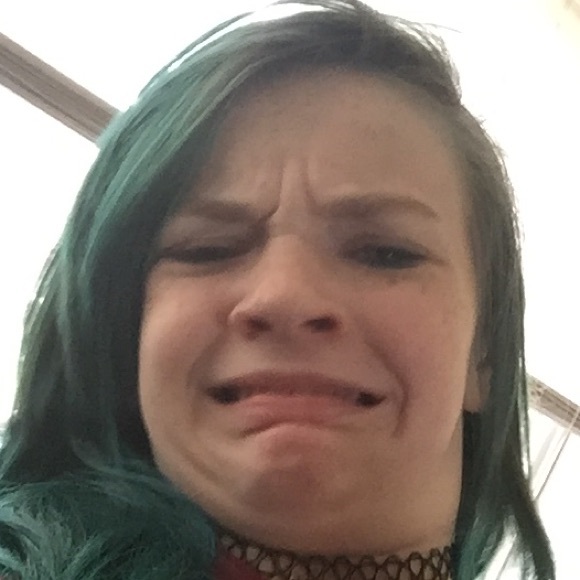 Profile Picture of Crystal Raber (@crystal2419) on Poshmark