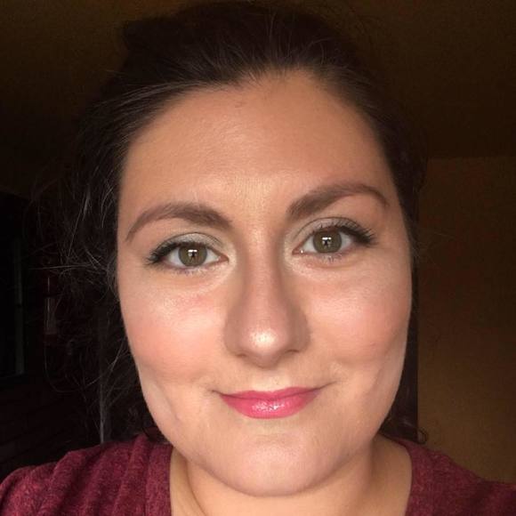 Profile Picture of Lesley Mcwethy (@lelly_john) on Poshmark