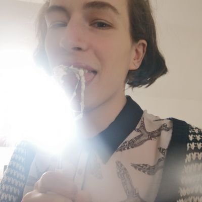 Profile Picture of Joanna Helfer (@JoHelferArtist) on Twitter