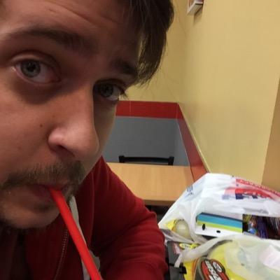 Andrew Hiers - Twitter Profile Picture of Andrew Hiers (@aHiBassBear) on Twitter