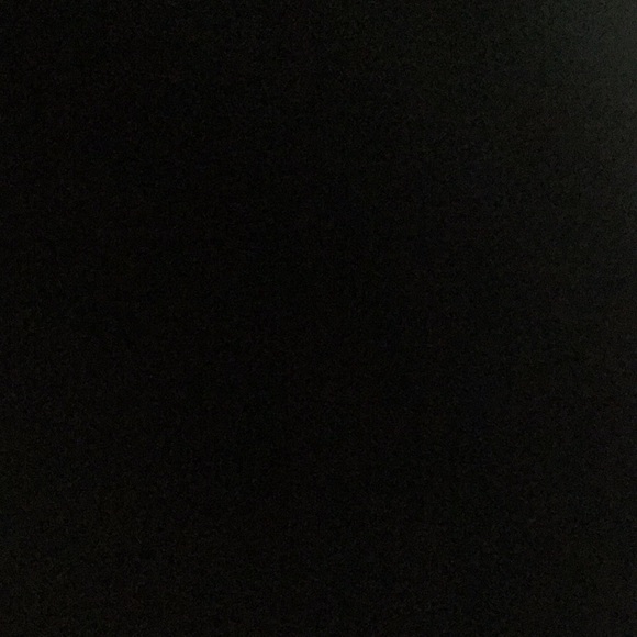 Profile Picture of Emma Leonardi (@emmaleonardi) on Poshmark