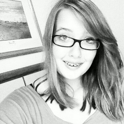 Profile Picture of Miranda Hutchins (@KeshaSwift96) on Twitter